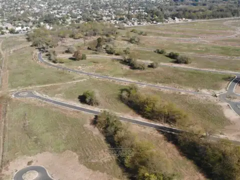 Barrio Village Plaza 3700