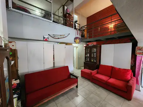 Depto Tipo Casa en Venta de 3 ambientes