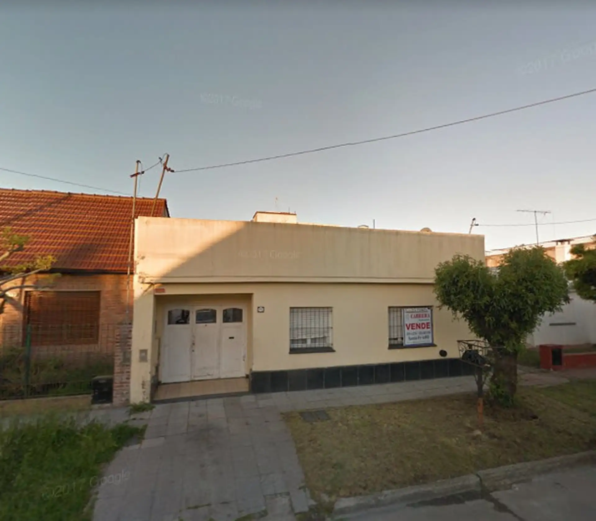 Casa PH 3 amb. (frente) - APTO CRÉDITO - Solis y Heguilor
