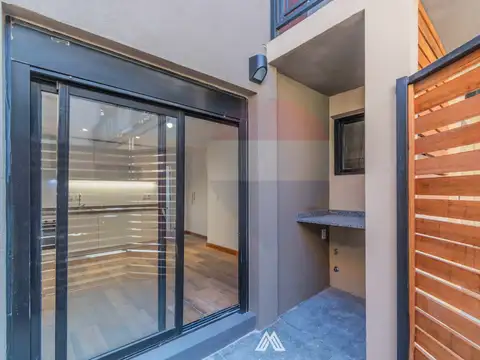 Venta casa 1 dormitorio con patio, Jacinto Vera