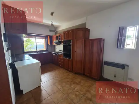 Depto Tipo Casa en Alquiler en Munro-Oeste, $ 1.300.000