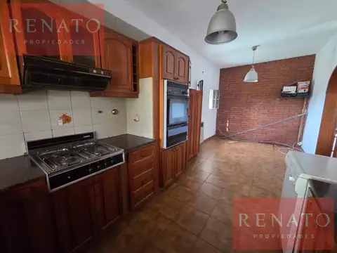 HERMOSO Y AMPLIO PH 3 AMBIENTES CON TERRAZA - MUNRO