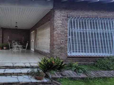 Casa en Venta en San Justo, USD 480.000