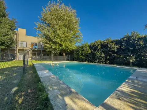 CASA EN VENTA EN GORINA 3 DORMITORIOS