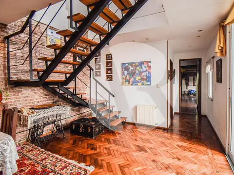 Depto Tipo Casa en Venta de 3 dormitorios