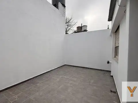 Depto Tipo Casa en Alquiler 40 años