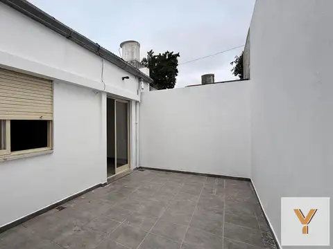 Depto Tipo Casa en Alquiler al Este