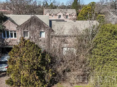 Importante casa en venta en Mayling Club de Campo, Chubut 415, Villa Rosa