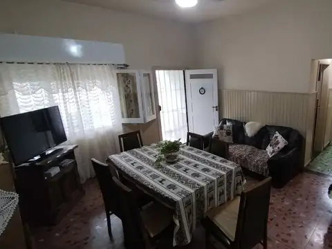 Casa en Venta en Villa Santos Tesei, USD 84.000