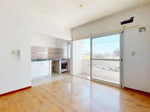 DEPARTAMENTO VENTA 2 DORM 7 E/ 62 y 63 BALCON INVERSORES