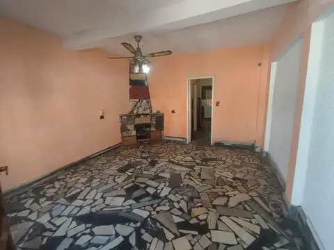 Depto Tipo Casa en Venta en Castelar Sur, USD 72.000