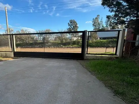 SESQUICENTENARIO Y REYNAL 4000