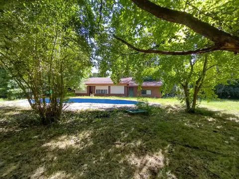 Venta Casa a refaccionar 4 ambientes, lote de 1460 m2, Sakura,Exaltación de la Cruz, SE FINANCIA 50%