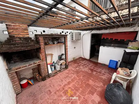 Depto Tipo Casa en Venta con 1 cocheras