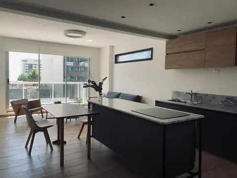 Av Del Libertador 2400, Piso 2