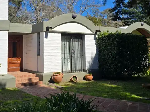 Los Robles Mza 79 Lote 13 Club De Campo El Moro