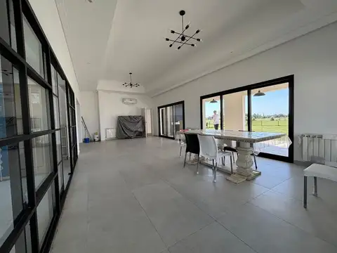 Casa en Alquiler Temporal A Estrenar