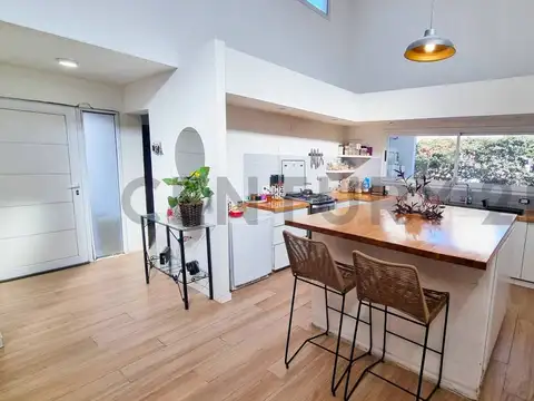 CASA EN VENTA GENERAL ROCA