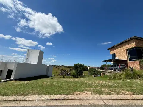 Lote 27 Mza 72 Las Cañitas