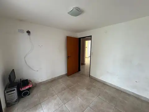 Depto Tipo Casa en Venta en Ituzaingo Sur, USD 120.000