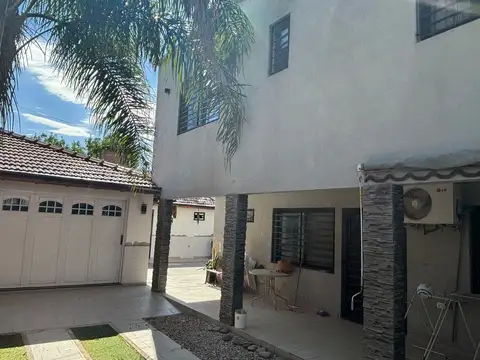 Casa en Alquiler de 3 dormitorios