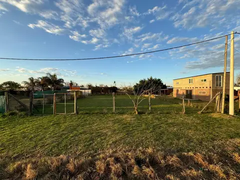 Terreno en Venta 30  mts Fondo