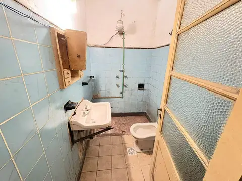 Casa 2 ambientes con 1 baño