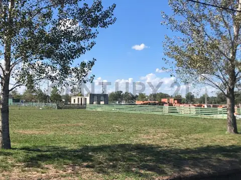 Terreno en Venta 27  mts Frente