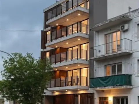 Pedro Ignacio Rivera 5600, Piso 1