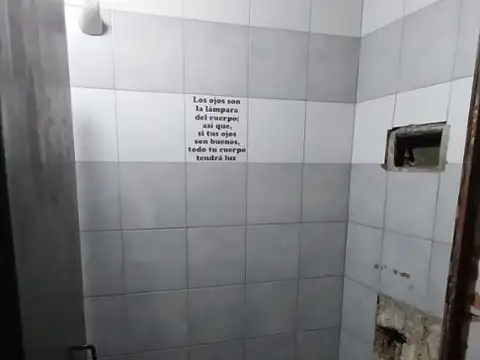 Local en Alquiler 25 años