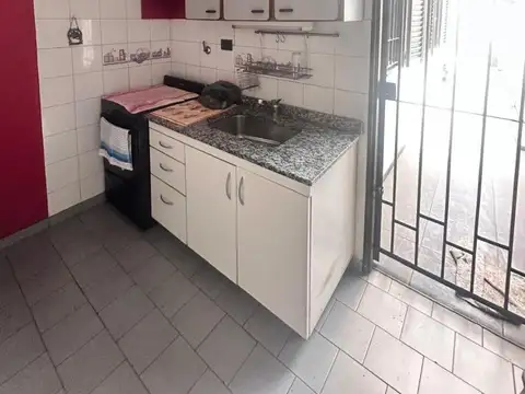 Depto Tipo Casa en Venta con 1 cocheras
