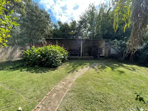 Casa Quinta 1570 m² C/Pileta y Hermosa Arboleda - La Reja