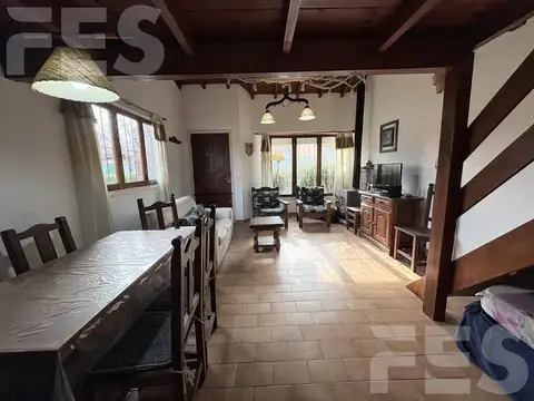 Av 2 entre 147 y 148