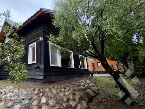 Venta de Cabaña tres dormitorios - Calle 7 colores y Ruta 62 - San Martin de los Andes