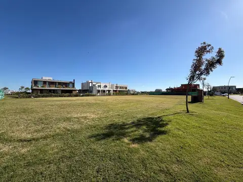 Terreno en venta en Puertos del Lago, Barrio Riberas - ID 5487
