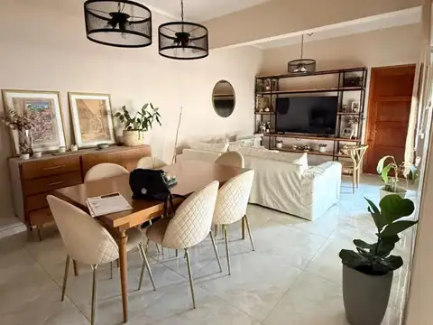 Alquiler casa 3 dormitorios barrio Alberdi