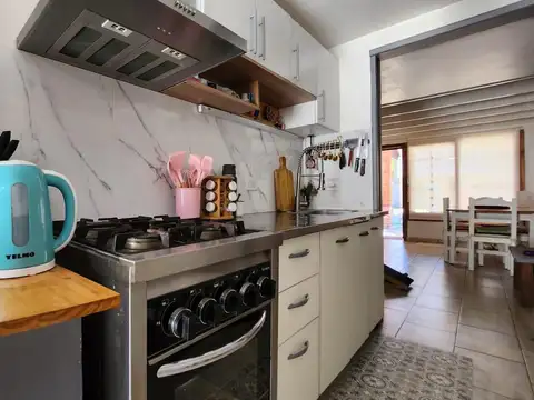 Depto Tipo Casa 3 ambientes con 2 baños