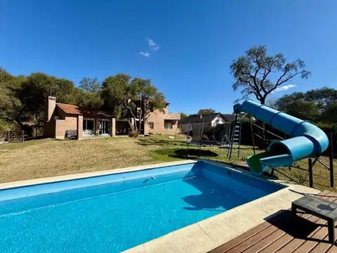 Casa en Alquiler en El Bosque, USD 2.900