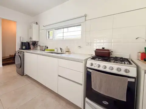 Depto Tipo Casa en Venta con 1 cocheras