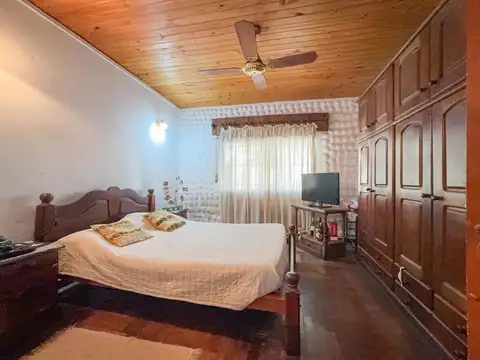 Casa 3 dormitorios en venta, patio, barrio Fisherton