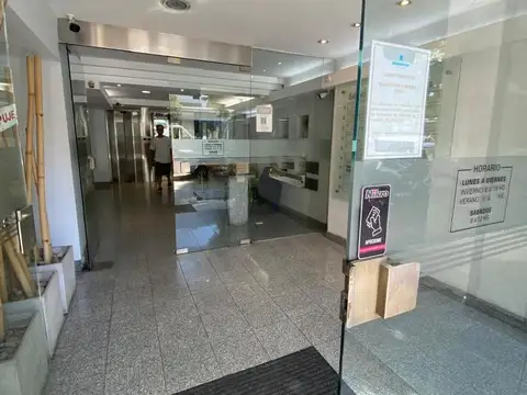 Oficina 2 ambientes con 1 baño