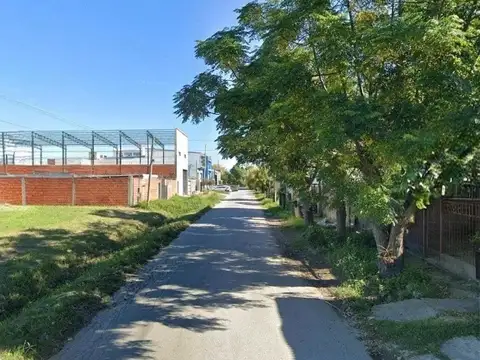 Casa venta 3 ambientes en La Plata