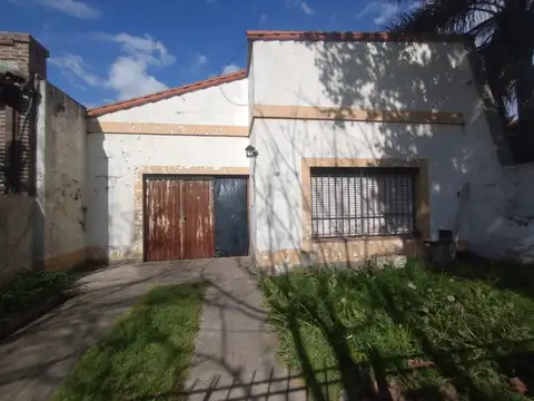 Casa en Venta en Adrogue, USD 160.000