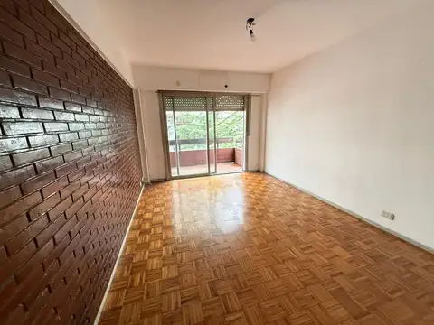 Departamento de 2 amb con balcón