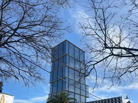 Juan B Justo al 1500