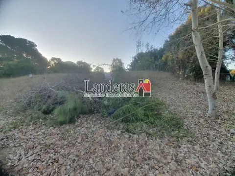 Hermoso Lote en altura - Una Cuadra de Av. Roldán