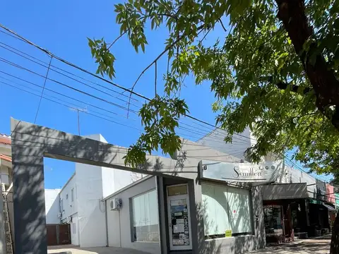 Local en Venta 13 años