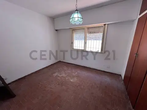 Casa 2 ambientes con 1 baño
