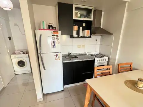 Departamento en Alquiler en Lomas del Mirador, $ 380.000