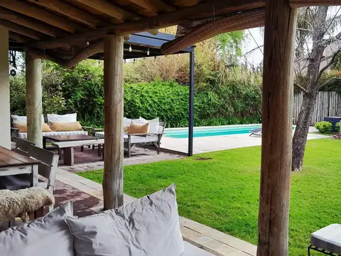 Casa en Alquiler Temporal al Oeste